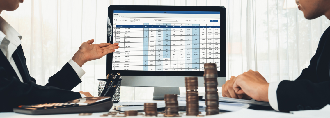 Payroll automation illustration showing Alttask integrating HRMS, attendance, and performance data for accurate salary processing and instant reporting.